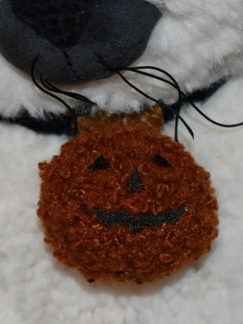 Pottery Barn Cleo The Cat Sherpa Ghost Shaped Pillow Halloween Decor
